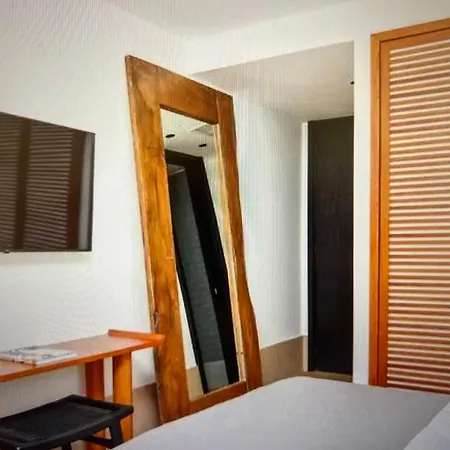 펜션 Lovely 5bd House - Upto 10 Guests.