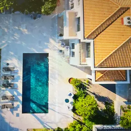 Lovely 5bd House - Upto 10 Guests. Holiday home Dubrovnik
